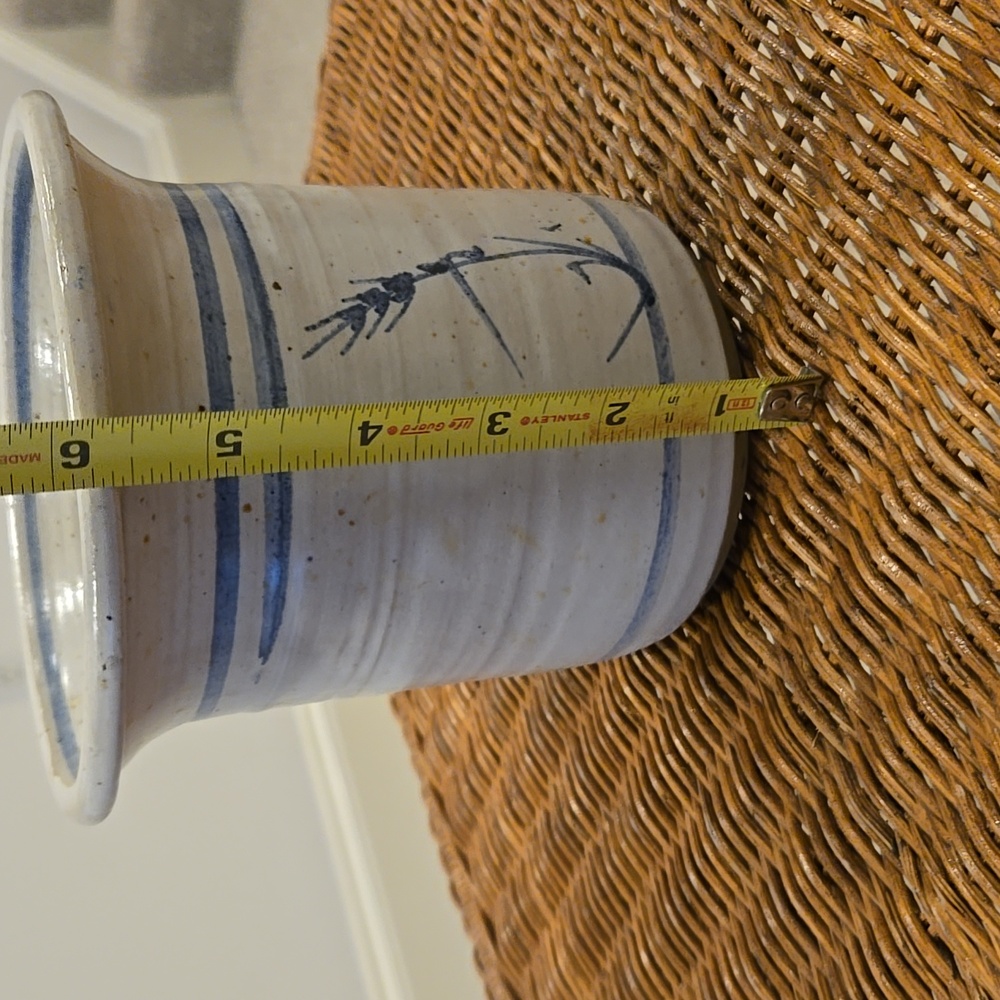 HANDMADE Vintage Glazed Pottery Bread Baker or Utensil Holder - Picture 6 of 7